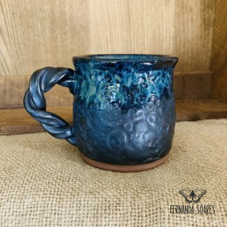 Caneca Caveiras Média