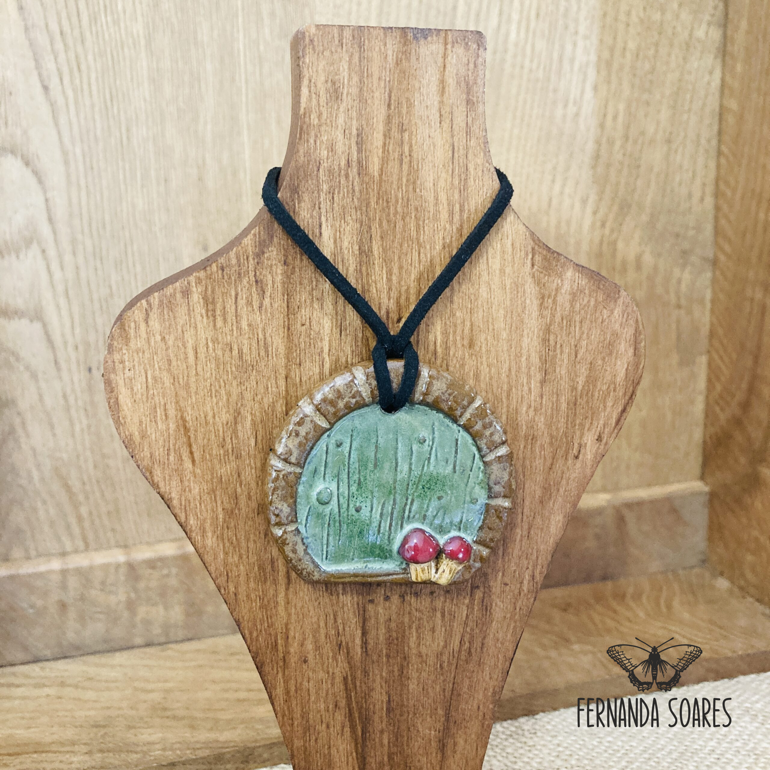 Série Colar Porta Esmeralda