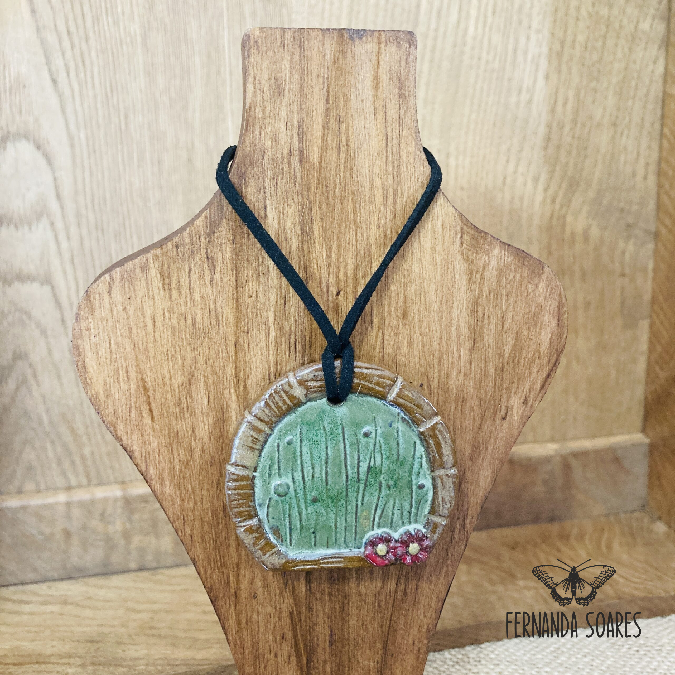 Série Colar Porta Esmeralda - Image 2