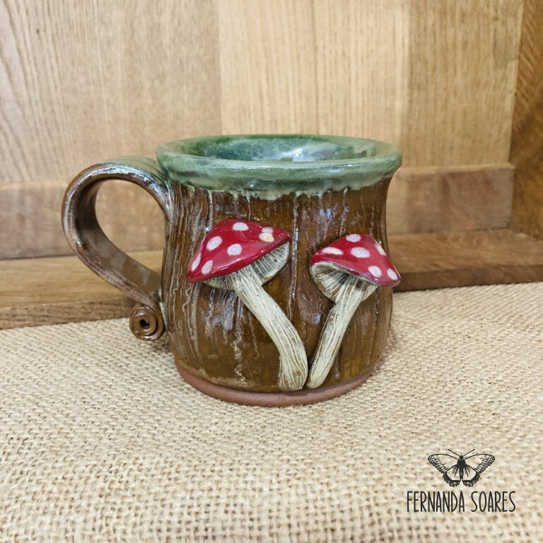 Caneca Cogumelo Média